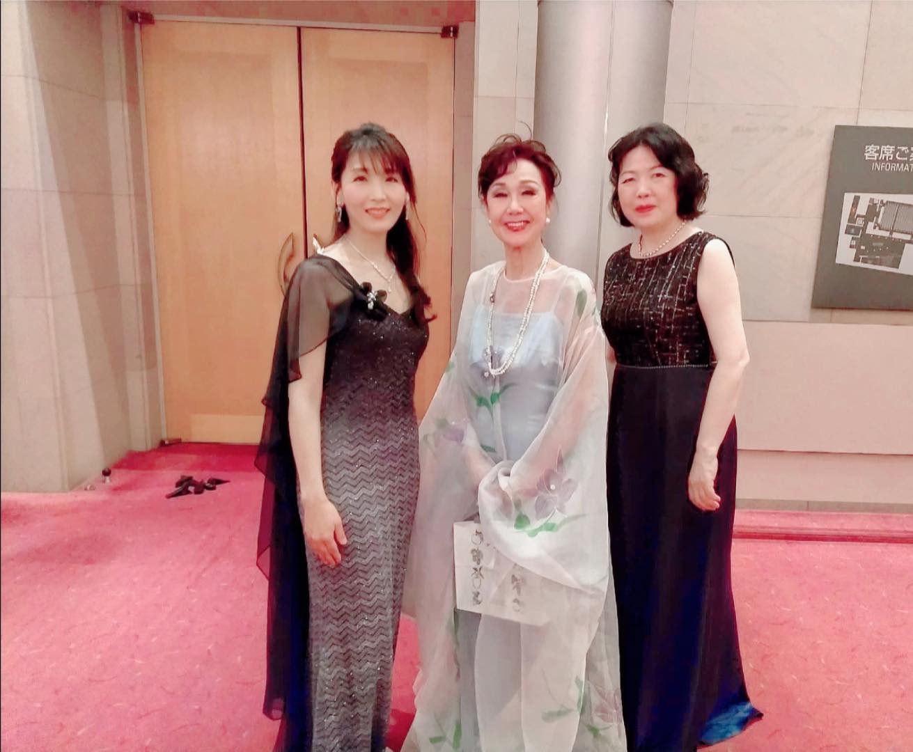 波の会会長の本宮寛子先生　とスプリングコンサートに出演　ピアノ伴奏は藤波結花