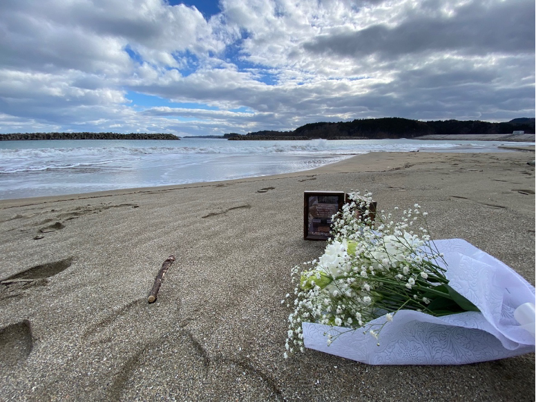 東日本大震災の教訓を伝える宮城県気仙沼市の小泉海岸 祈りと再生の風景
佐藤誠悦 あなたを忘れない